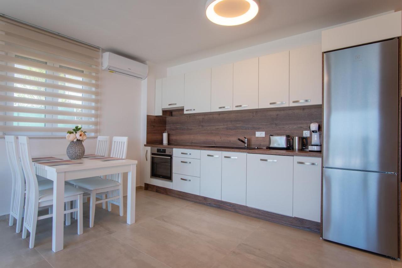 Apartments Mandre I ภายนอก รูปภาพ